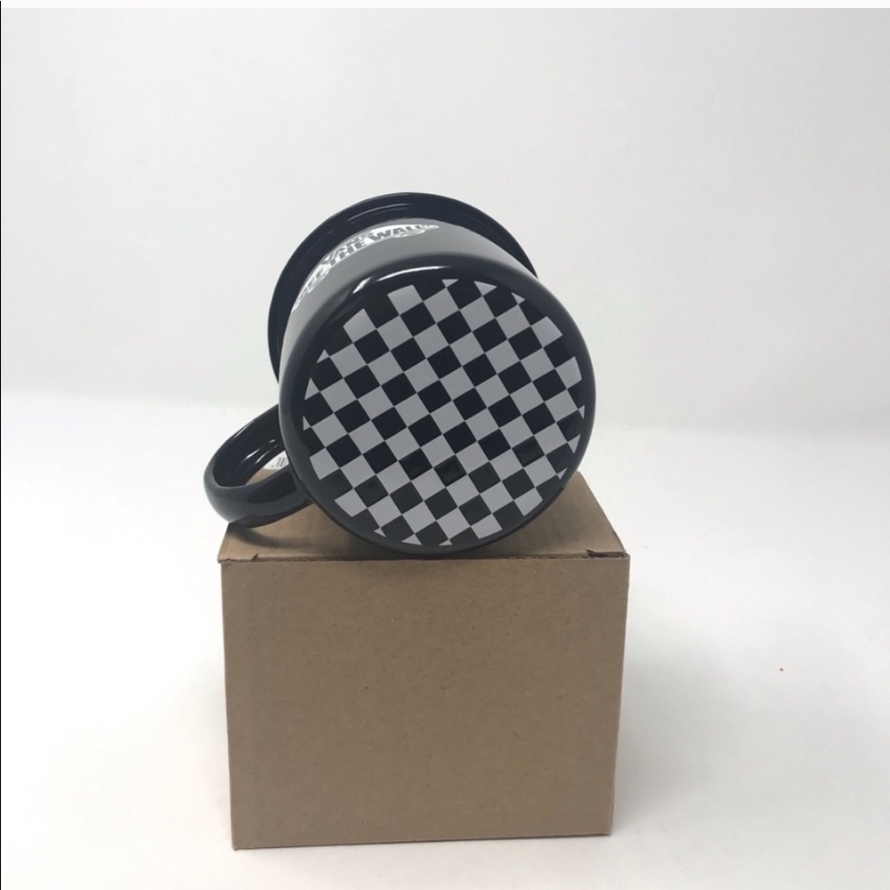VANS Family Custom Mug Checkerboard Black - Picture 4 of 8